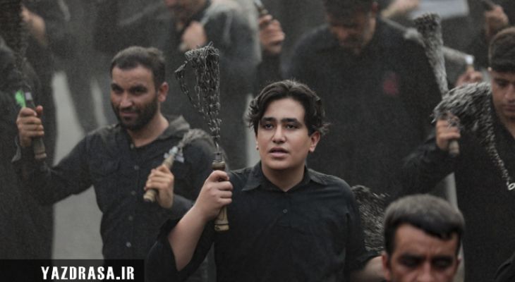 عزاداری هیأت زنجیرزنی ابرکوه در حسینیه ایران